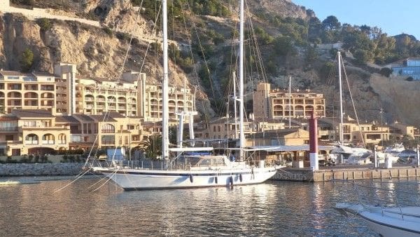 3 bedroom Apartment for sale in Altea with pool garage - € 395,000 (Ref: 8000413)