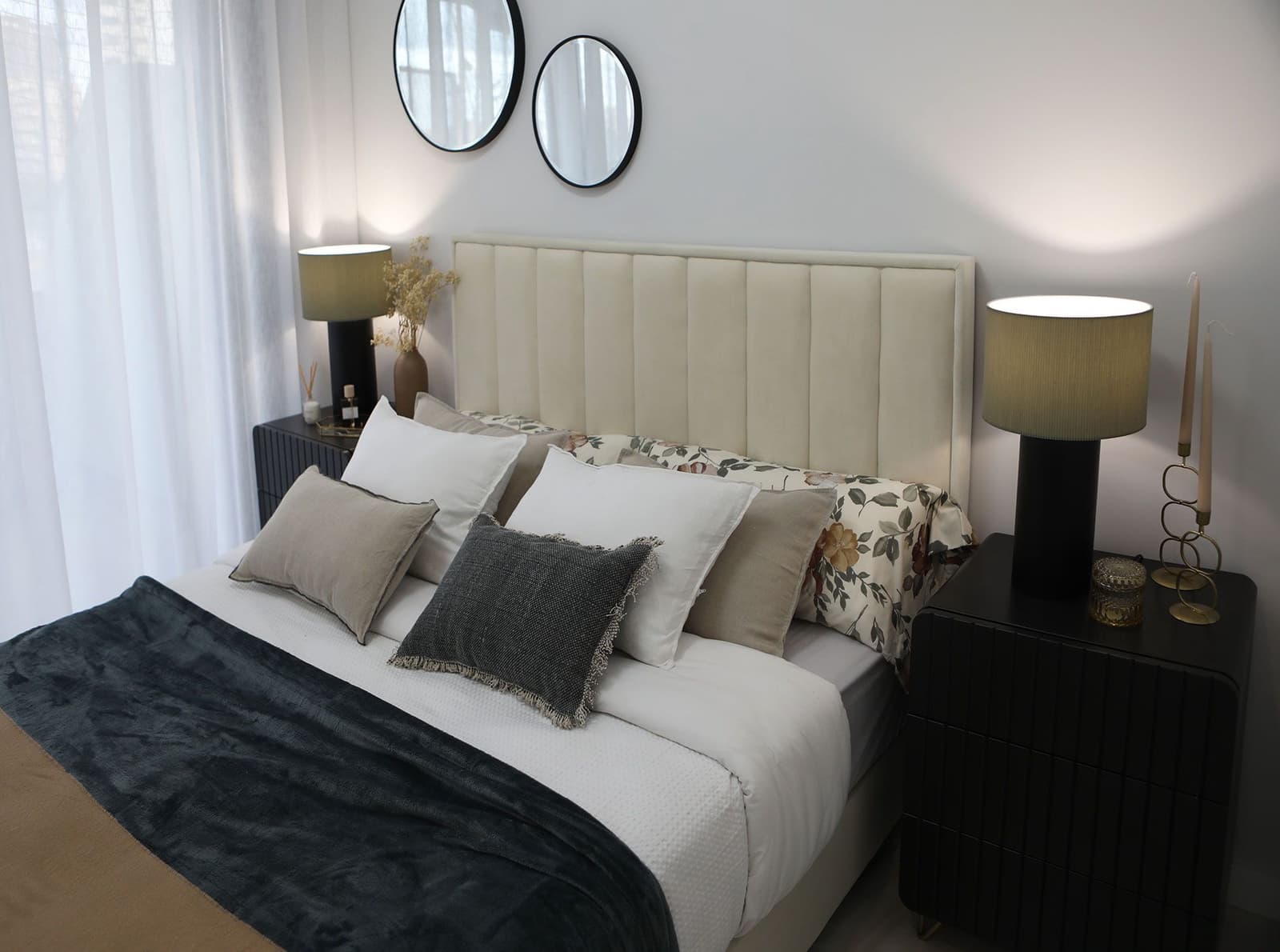 2 bedroom Apartment for sale in Benidorm with pool garage - € 690,000 (Ref: 8033528)