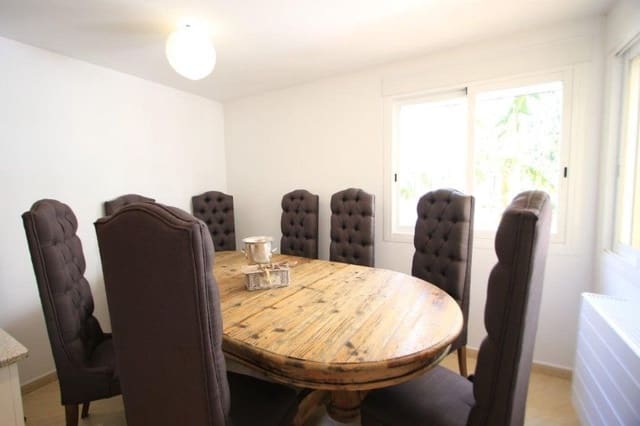 5 camera da letto Villetta Bifamiliare in vendita in Altea con piscina garage - 595.000 € (Rif: 8047031)