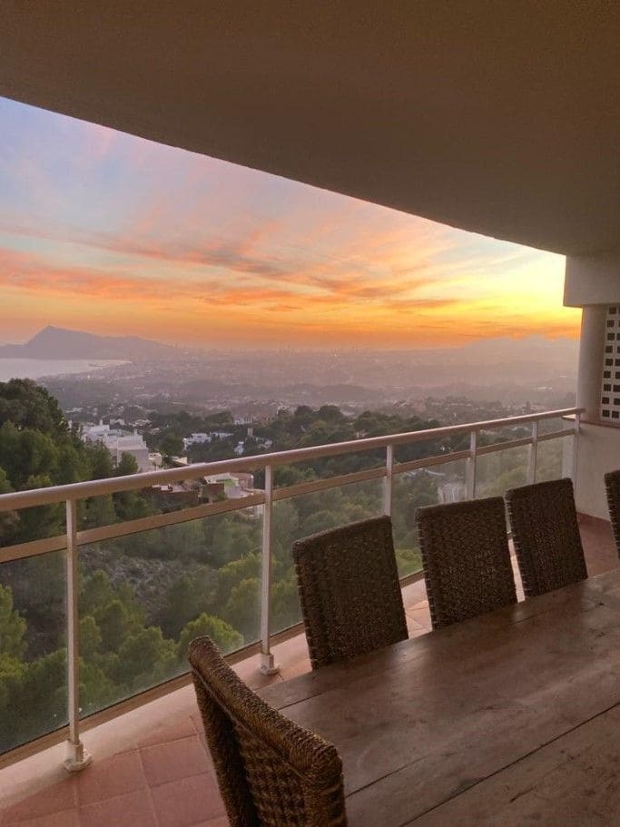 5 camera da letto Villetta Bifamiliare in vendita in Altea con piscina garage - 595.000 € (Rif: 8047031)