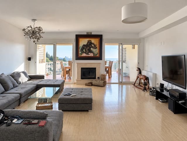 Pareado de 5 habitaciones en Altea en venta con piscina garaje - 595.000 € (Ref: 8047031)
