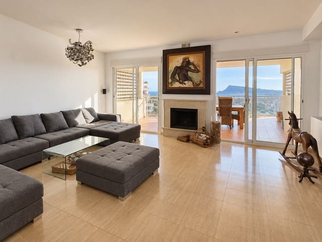 Pareado de 5 habitaciones en Altea en venta con piscina garaje - 595.000 € (Ref: 8047031)