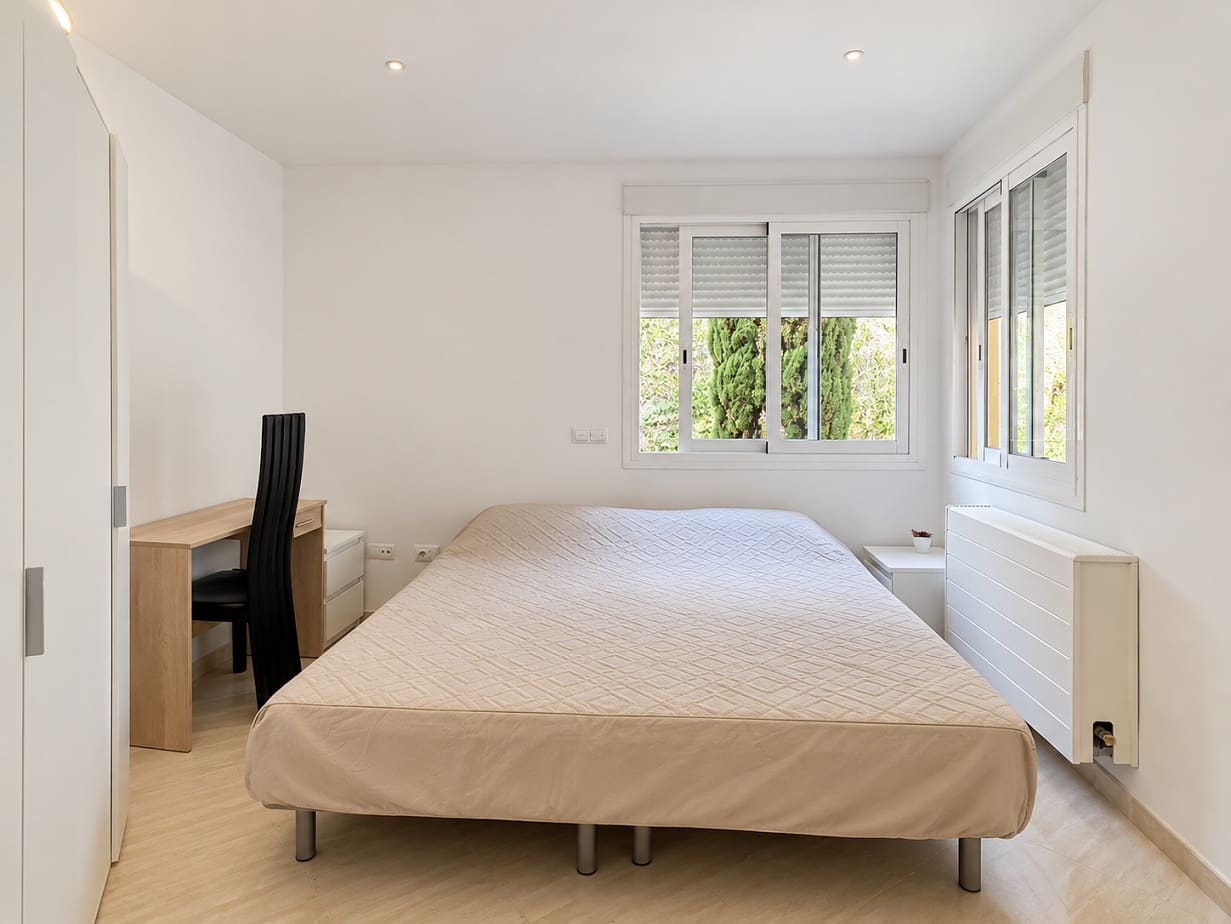 5 bedroom Semi-detached Villa for sale in Altea with pool garage - € 595,000 (Ref: 8047031)