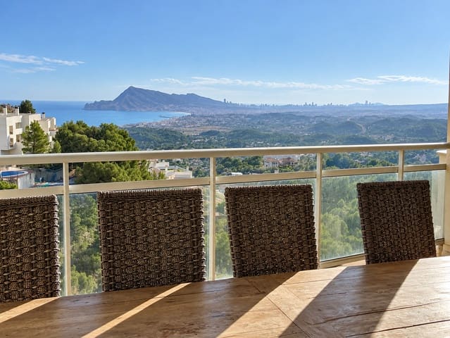 Pareado de 5 habitaciones en Altea en venta con piscina garaje - 595.000 € (Ref: 8047031)