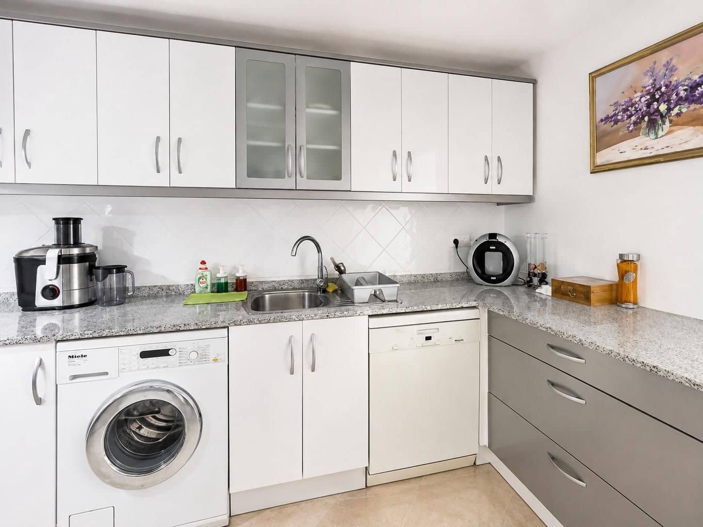 5 bedroom Semi-detached Villa for sale in Altea with pool garage - € 595,000 (Ref: 8047031)