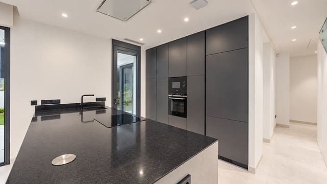 3 Zimmer Villa zu verkaufen in Finestrat mit Pool Garage - 1.200.000 € (Ref: 8054771)