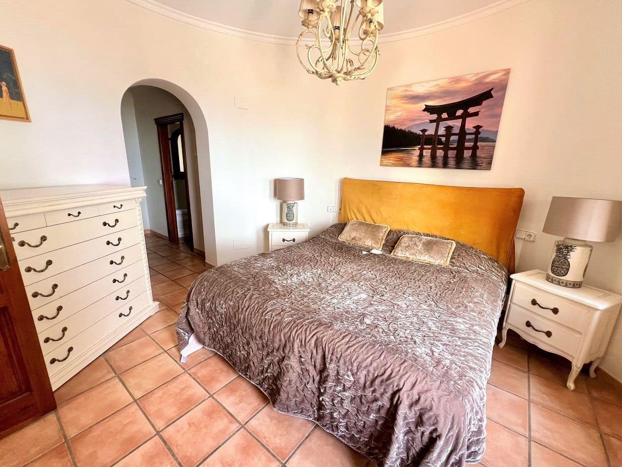 Chalet de 4 habitaciones en Altea en alquiler con piscina garaje - 4.500 € (Ref: 8168612)