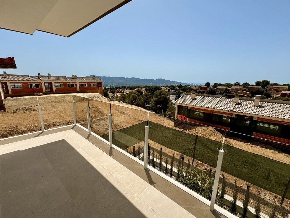 4 slaapkamer Bungalow te koop in La Nucia met zwembad garage - € 489.000 (Ref: 8200887)