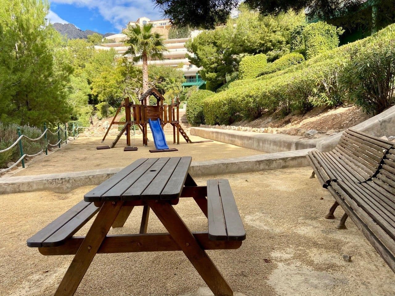 3 bedroom Apartment for sale in Altea with pool garage - € 680,000 (Ref: 8241888)