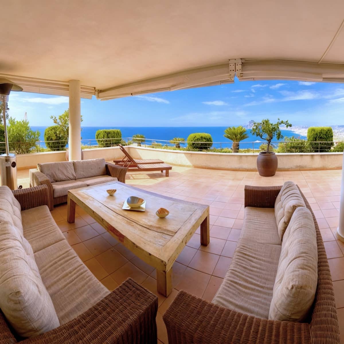 3 Zimmer Apartment zu verkaufen in Altea mit Pool Garage - 680.000 € (Ref: 8241888)