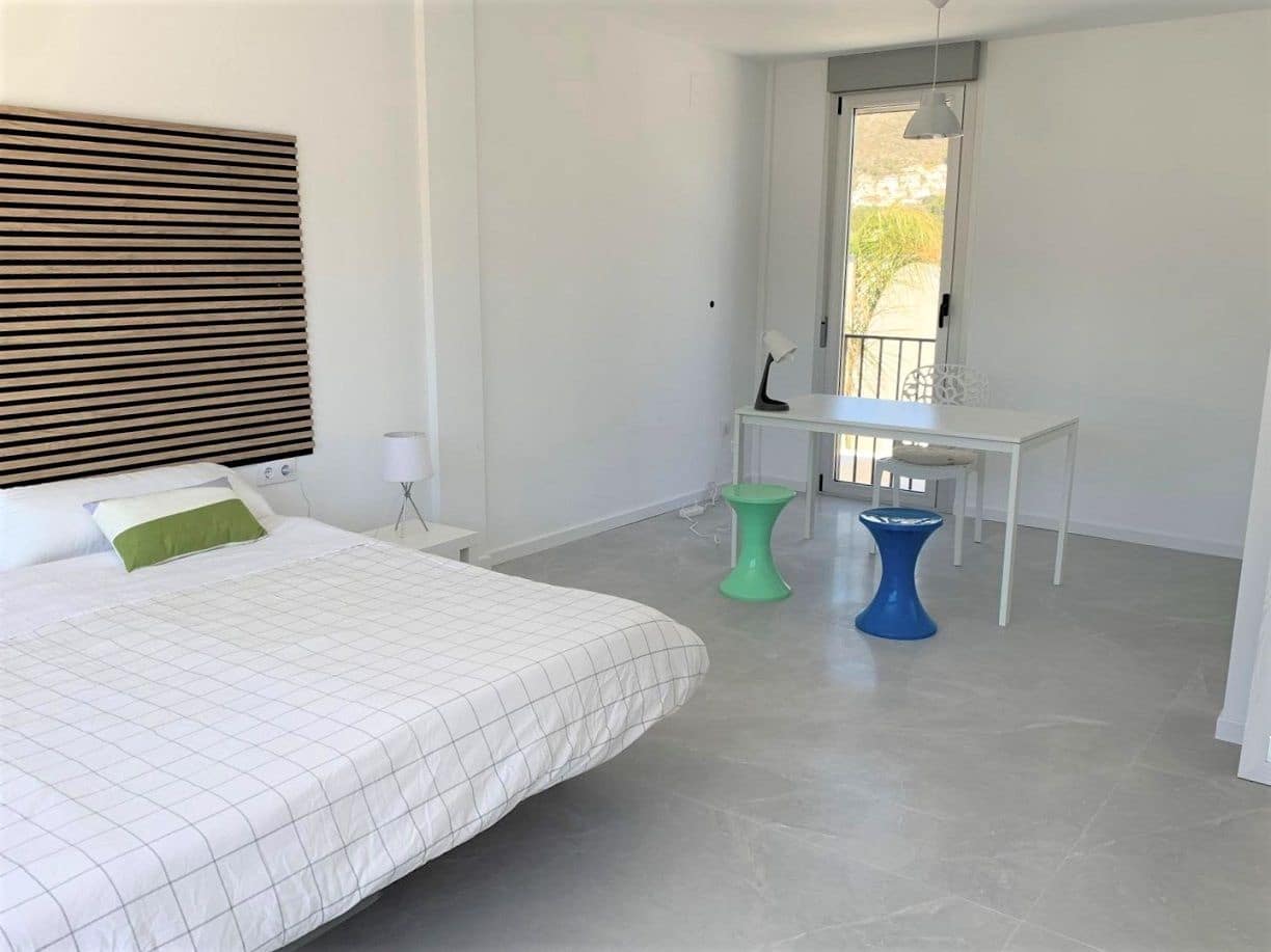 3 soveværelse Villa til leje i Jalon / Xalo med swimmingpool garage - € 1.850 (Ref: 8306208)