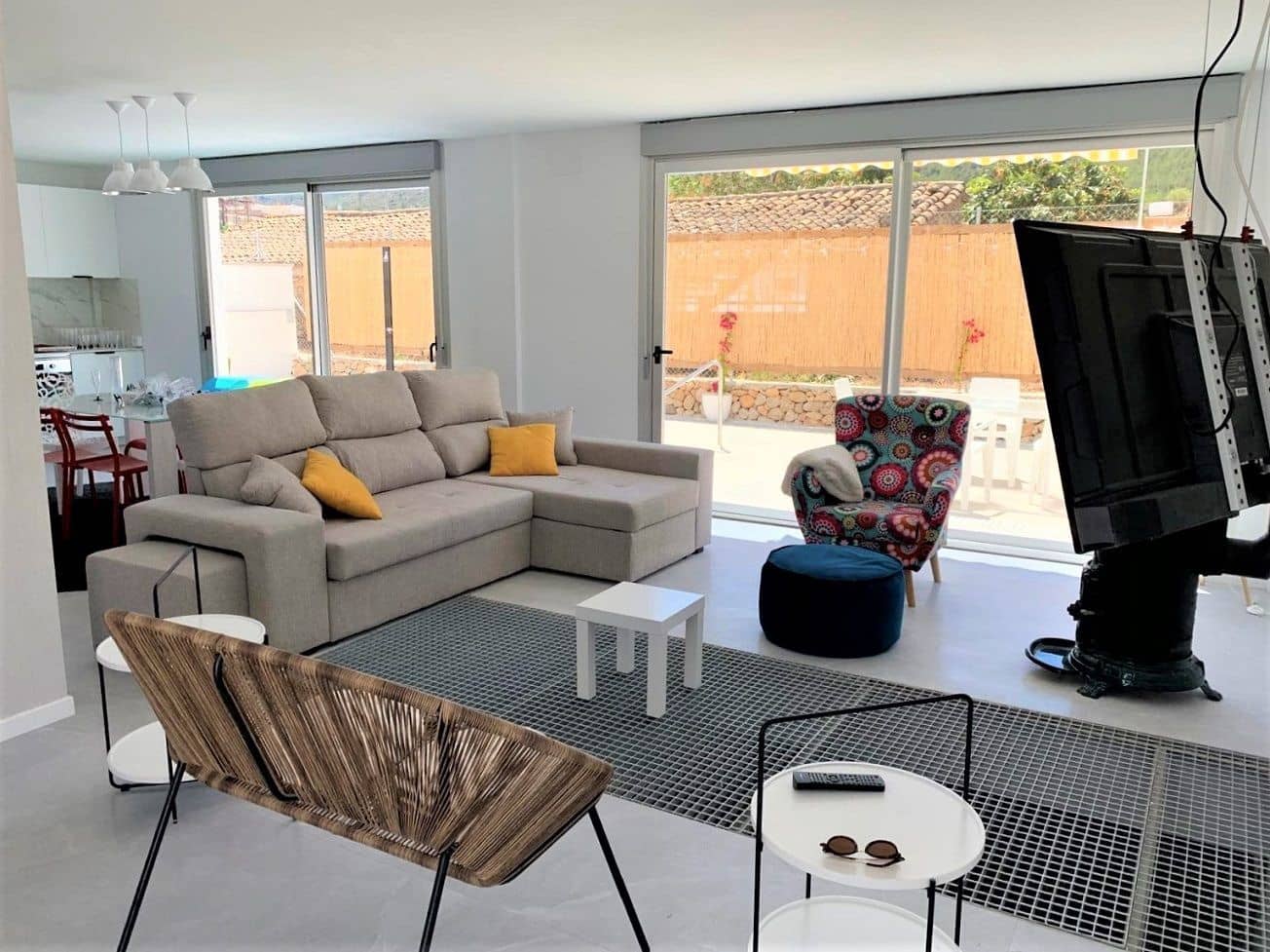 3 soveværelse Villa til leje i Jalon / Xalo med swimmingpool garage - € 1.850 (Ref: 8306208)