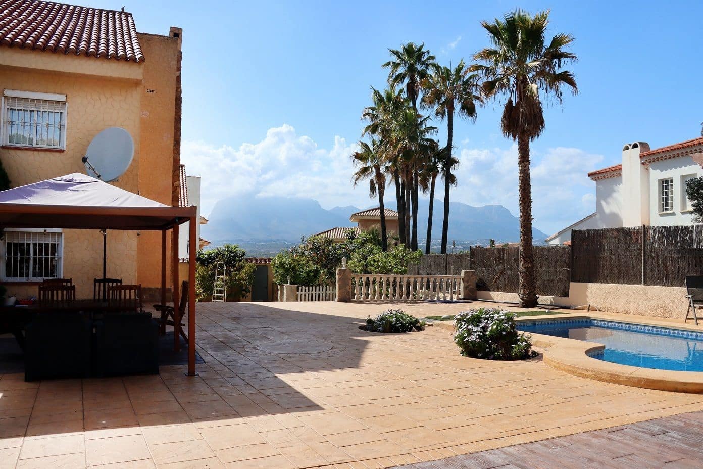 5 soverom Villa til salgs i Benidorm med svømmebasseng garasje - € 477 000 (Ref: 8317715)