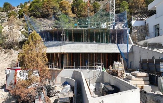 4 soveværelse Villa til salg i Altea med swimmingpool garage - € 2.290.000 (Ref: 8351823)