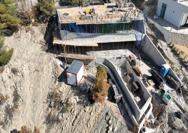 4 soveværelse Villa til salg i Altea med swimmingpool garage - € 2.290.000 (Ref: 8351823)