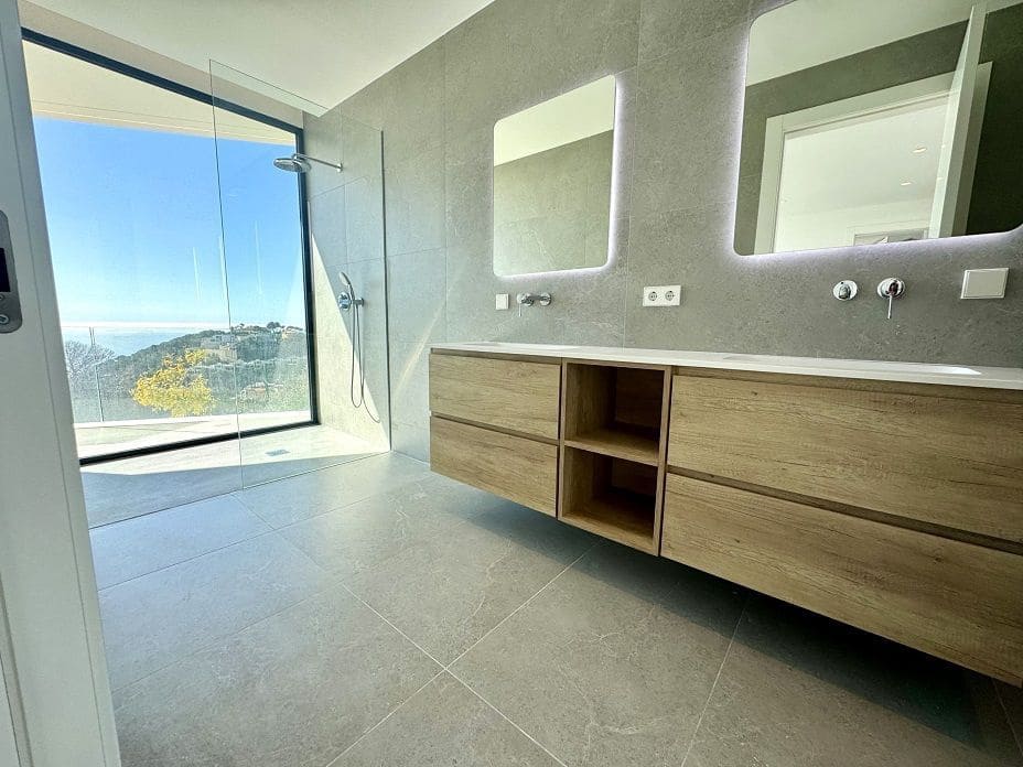 4 soveværelse Villa til salg i Altea med swimmingpool garage - € 2.290.000 (Ref: 8351823)