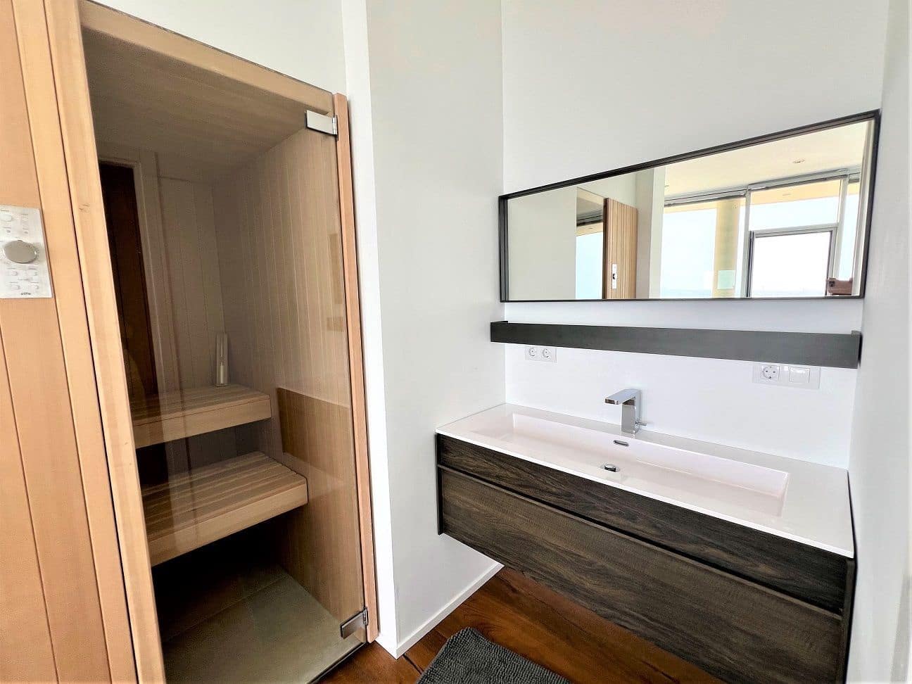 6 bedroom Villa for sale in Altea with pool garage - € 1,999,000 (Ref: 8358447)