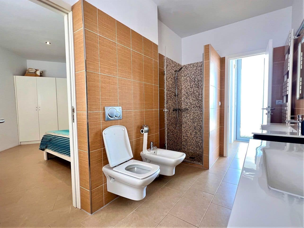 6 bedroom Villa for sale in Altea with pool garage - € 1,999,000 (Ref: 8358447)