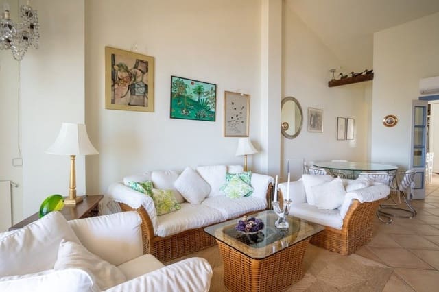 2 soverom Penthouse til salgs i Altea med svømmebasseng garasje - € 675 000 (Ref: 8373127)