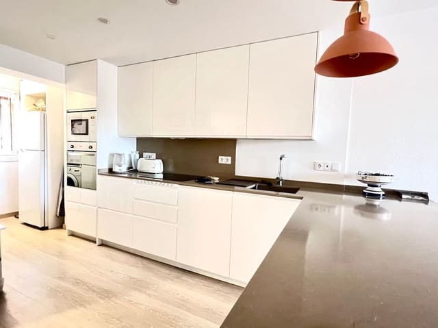 2 sovrum Lägenhet för semesterbostäder i Altea med pool - 950 € (Ref: 8394608)