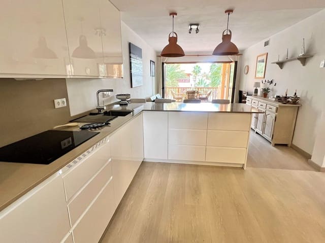 2 sovrum Lägenhet för semesterbostäder i Altea med pool - 950 € (Ref: 8394608)