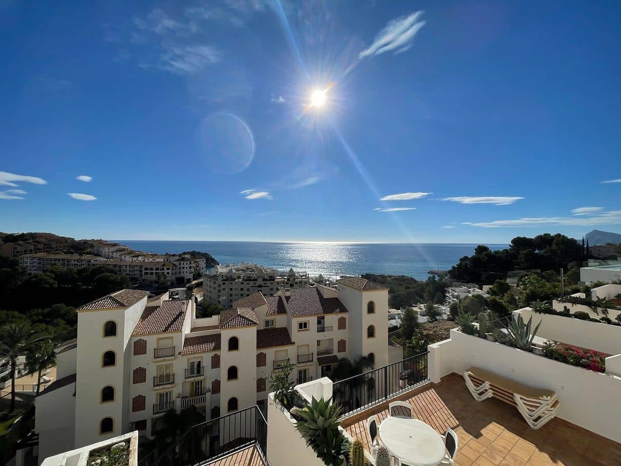 2 bedroom Apartment for rent in Altea with pool garage - € 950 (Ref: 8399302)