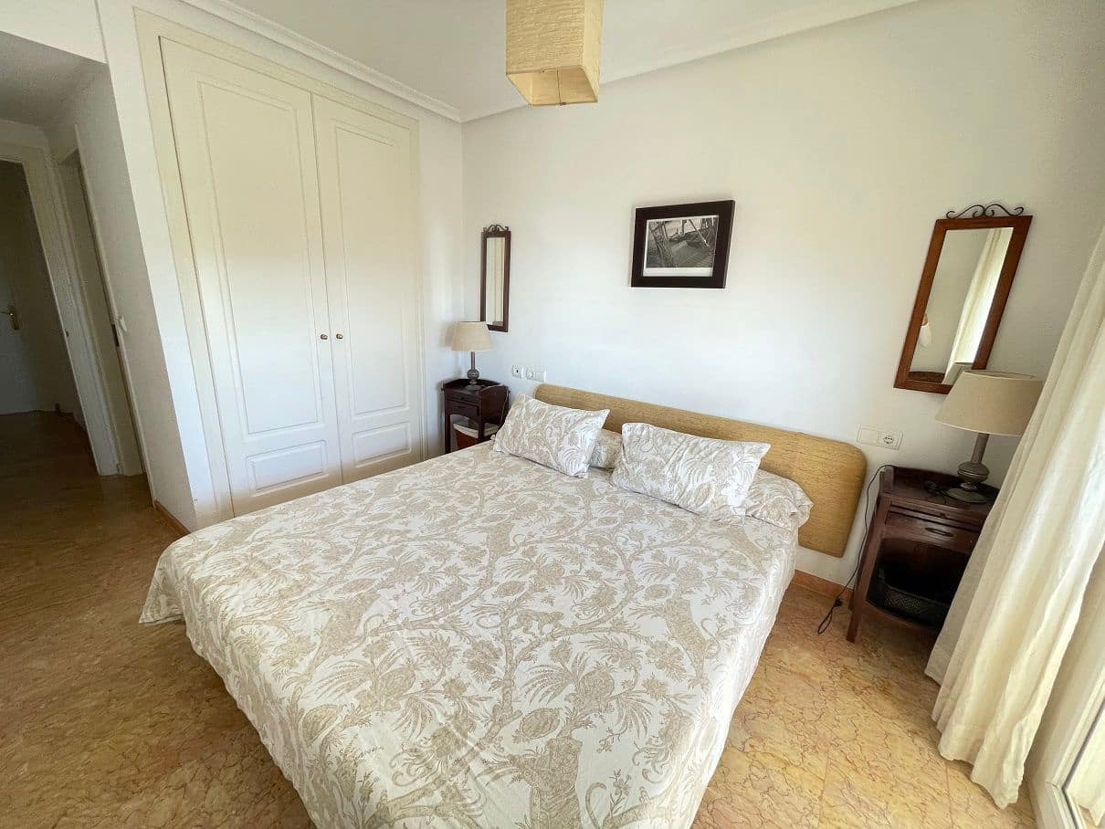 2 bedroom Apartment for rent in Altea with pool garage - € 950 (Ref: 8399302)