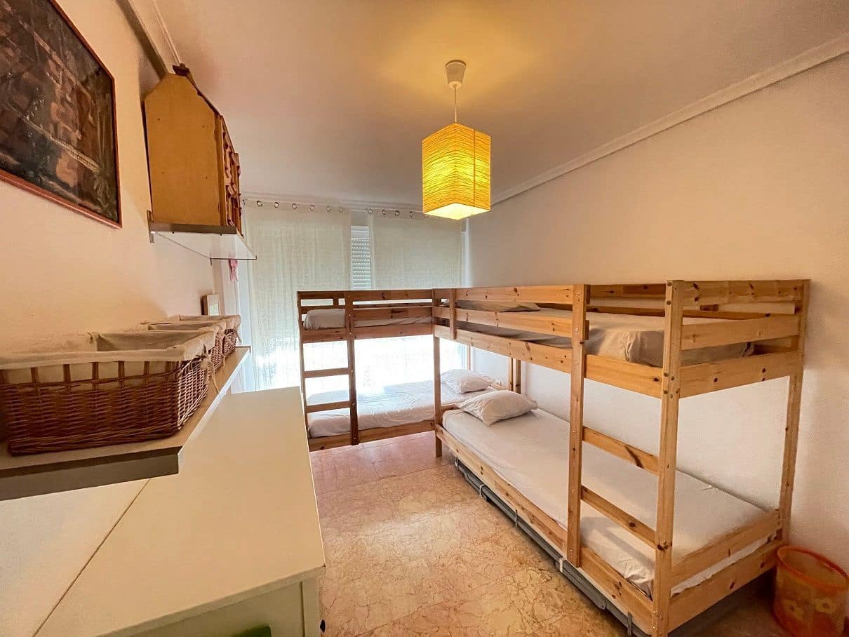 2 bedroom Apartment for rent in Altea with pool garage - € 950 (Ref: 8399302)