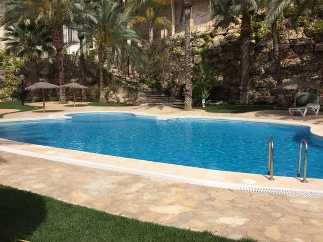 2 bedroom Apartment for rent in Altea with pool garage - € 950 (Ref: 8399302)