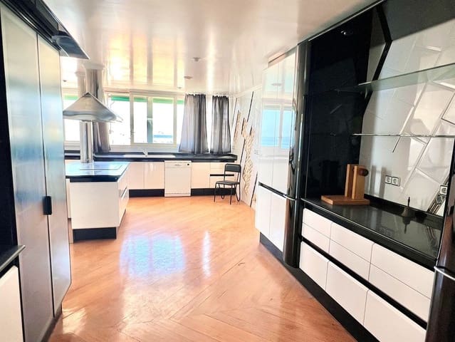 4 soveværelse Penthouse til salg i Levante, Benidorm med garage - € 1.000.000 (Ref: 8419201)