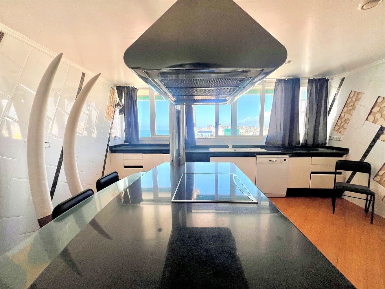 4 soverom Penthouse til salgs i Benidorm med garasje - € 1 000 000 (Ref: 8419201)