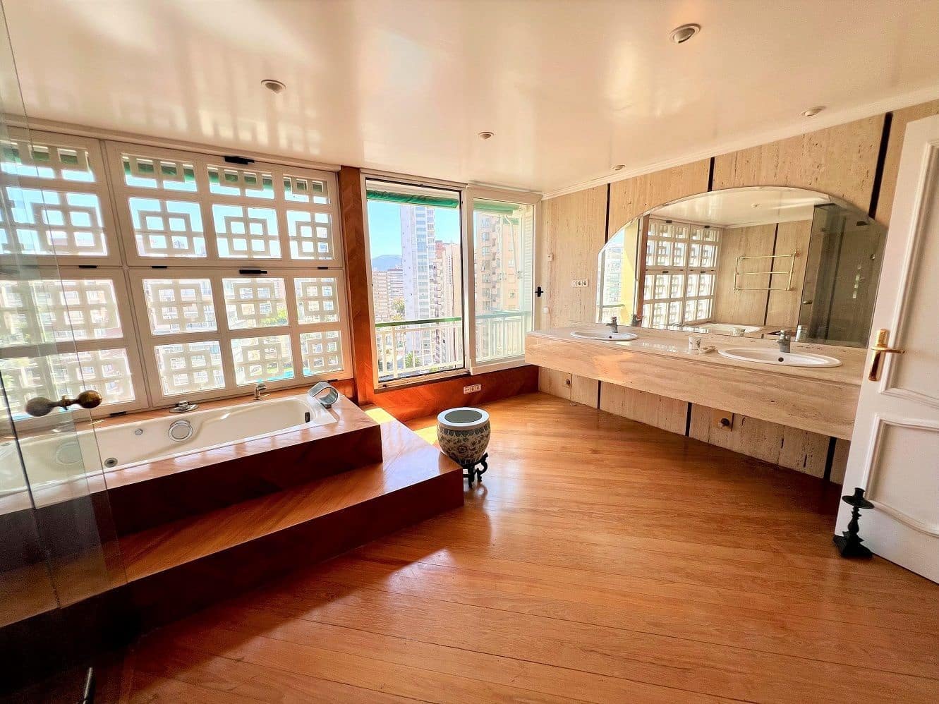 4 soverom Penthouse til salgs i Benidorm med garasje - € 1 000 000 (Ref: 8419201)