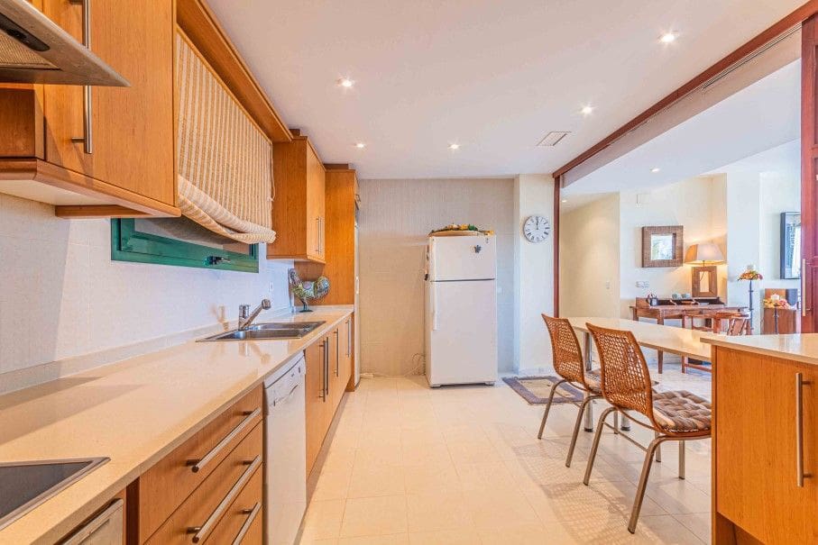 3 bedroom Apartment for sale in Altea with pool garage - € 775,000 (Ref: 8449911)