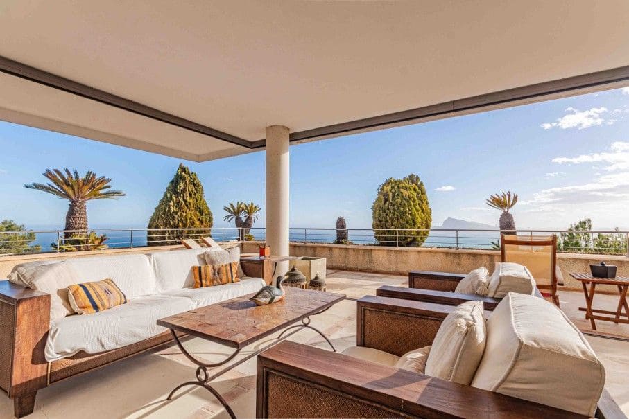 3 bedroom Apartment for sale in Altea with pool garage - € 775,000 (Ref: 8449911)