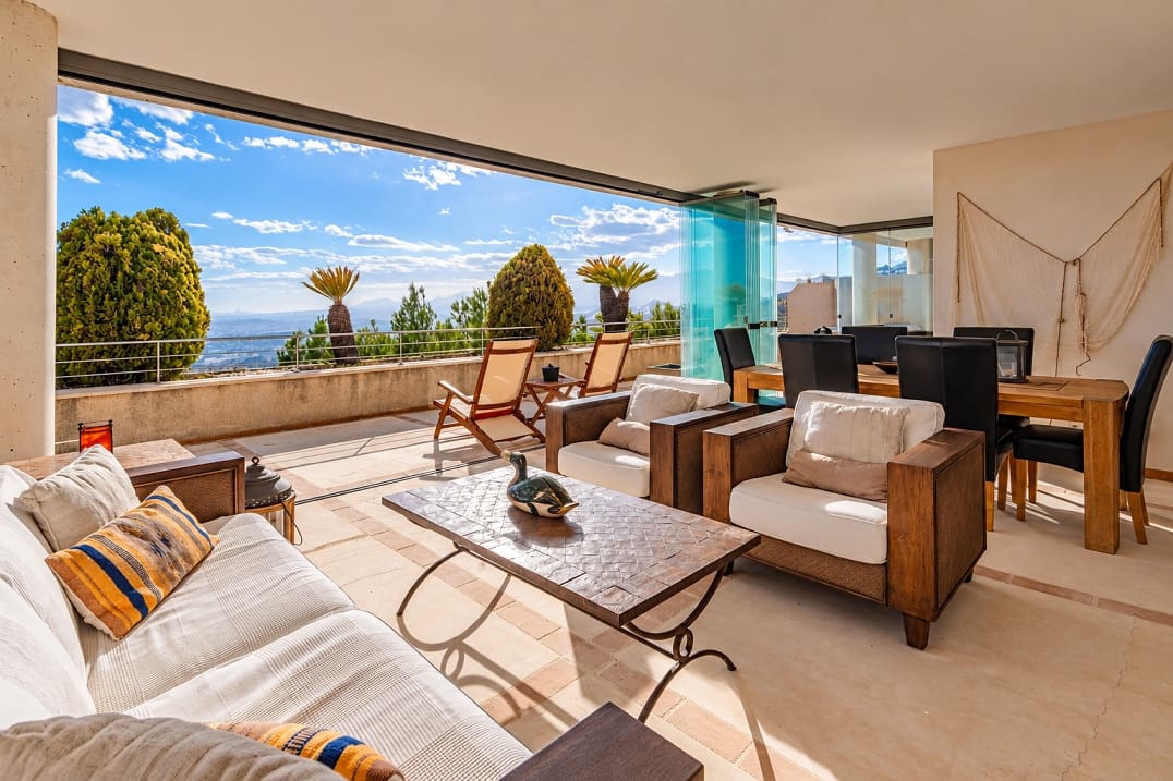 Apartamento de 3 habitaciones en Altea en venta con piscina garaje - 690.000 € (Ref: 8449911)