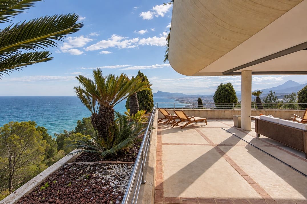Apartamento de 3 habitaciones en Altea en venta con piscina garaje - 690.000 € (Ref: 8449911)