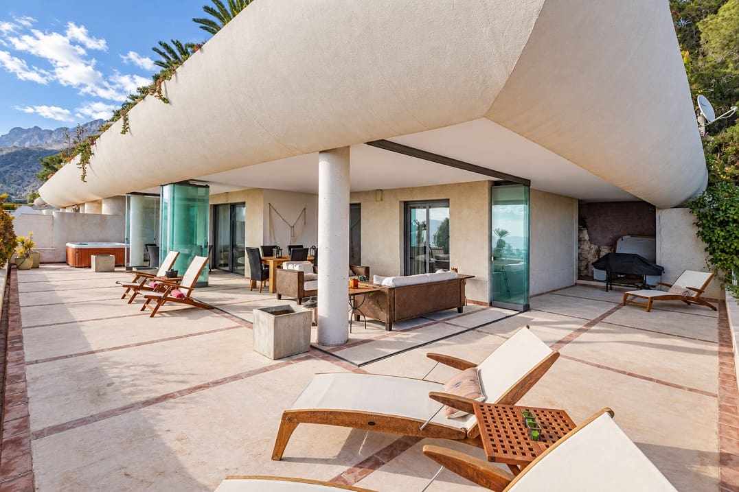 Apartamento de 3 habitaciones en Altea en venta con piscina garaje - 690.000 € (Ref: 8449911)
