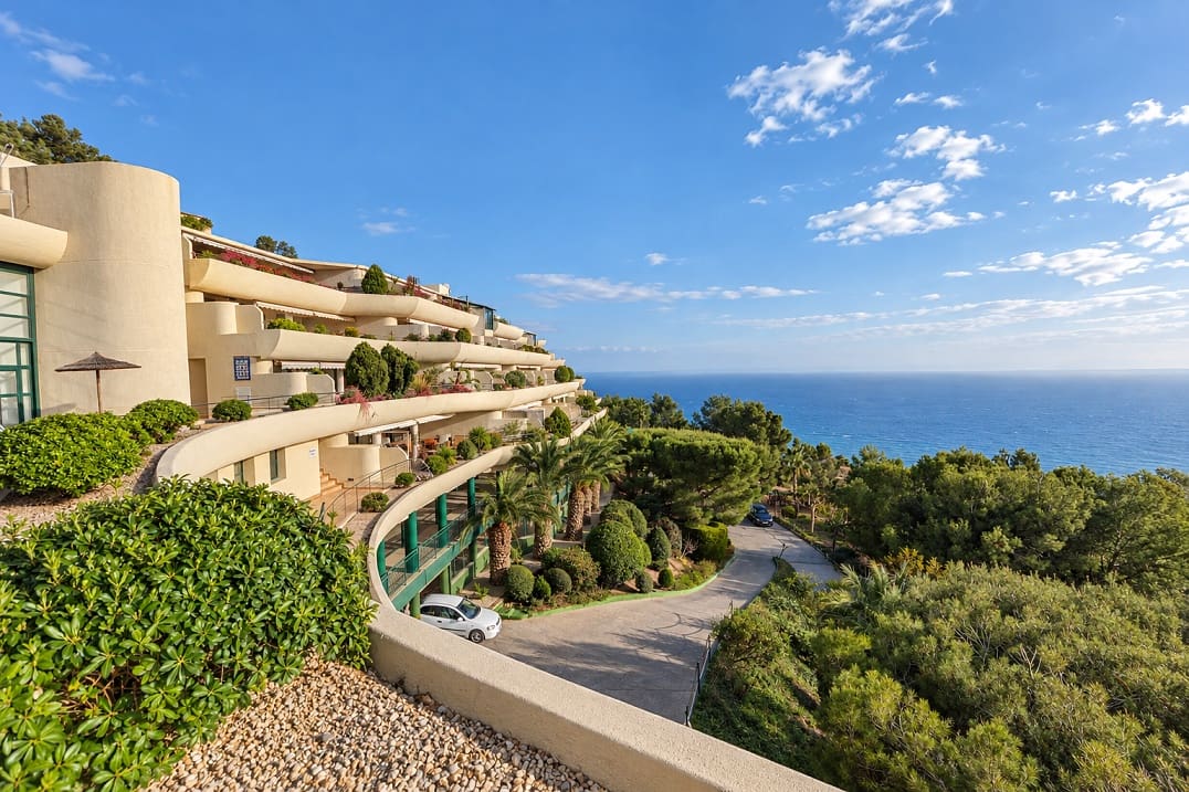 Apartamento de 3 habitaciones en Altea en venta con piscina garaje - 690.000 € (Ref: 8449911)