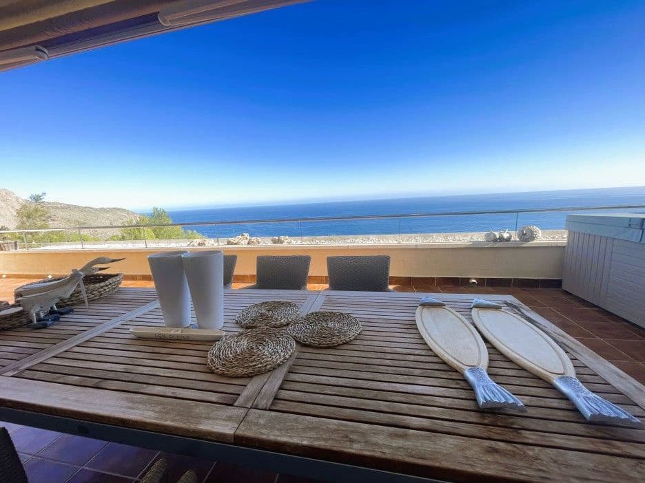 3 bedroom Apartment for sale in Altea with pool garage - € 589,000 (Ref: 8533695)