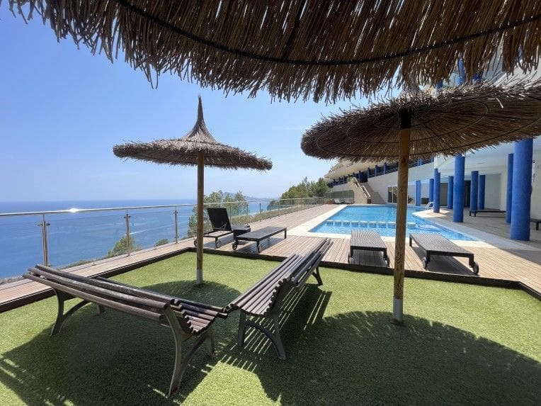 3 bedroom Apartment for sale in Altea with pool garage - € 589,000 (Ref: 8533695)