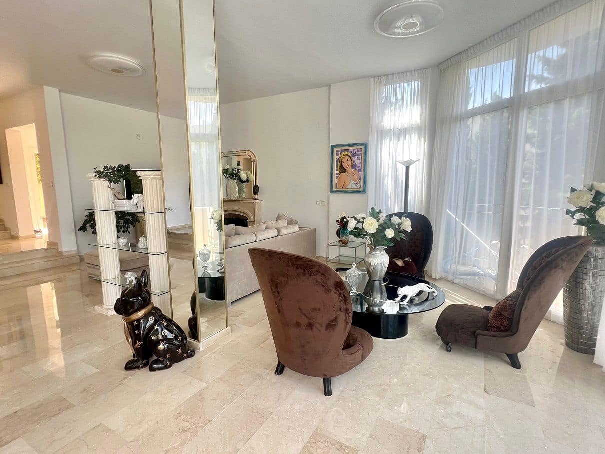 Chalet de 3 habitaciones en Altea en venta con piscina garaje - 950.000 € (Ref: 8638387)