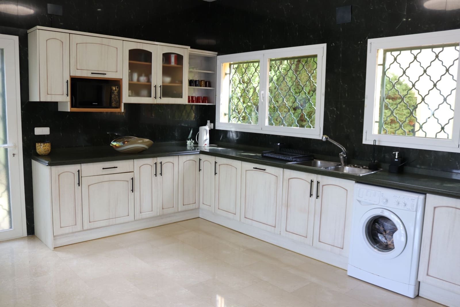 Chalet de 3 habitaciones en Altea en venta con piscina garaje - 950.000 € (Ref: 8638387)