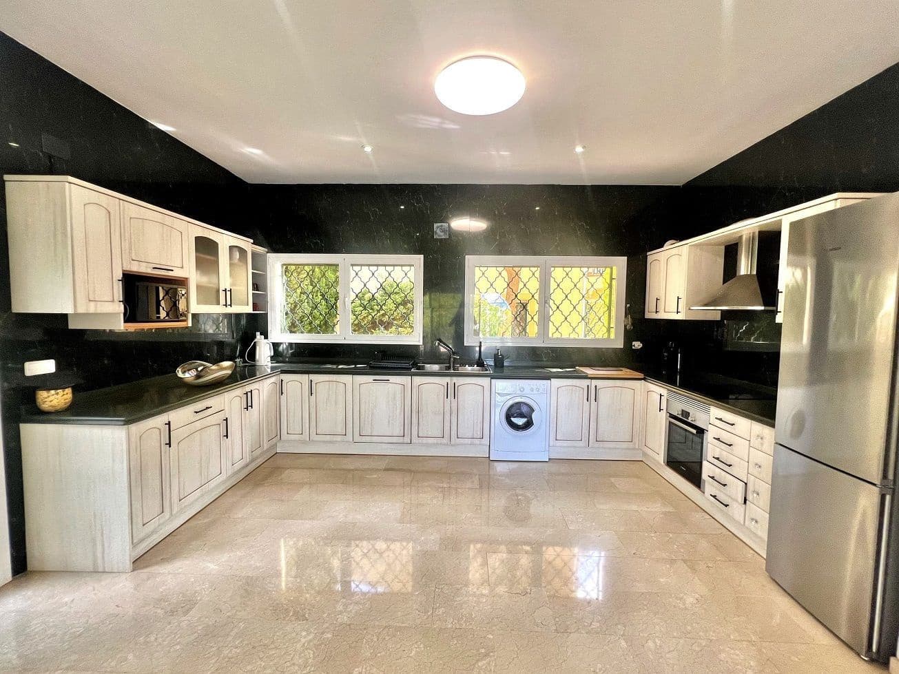 Chalet de 3 habitaciones en Altea en venta con piscina garaje - 950.000 € (Ref: 8638387)