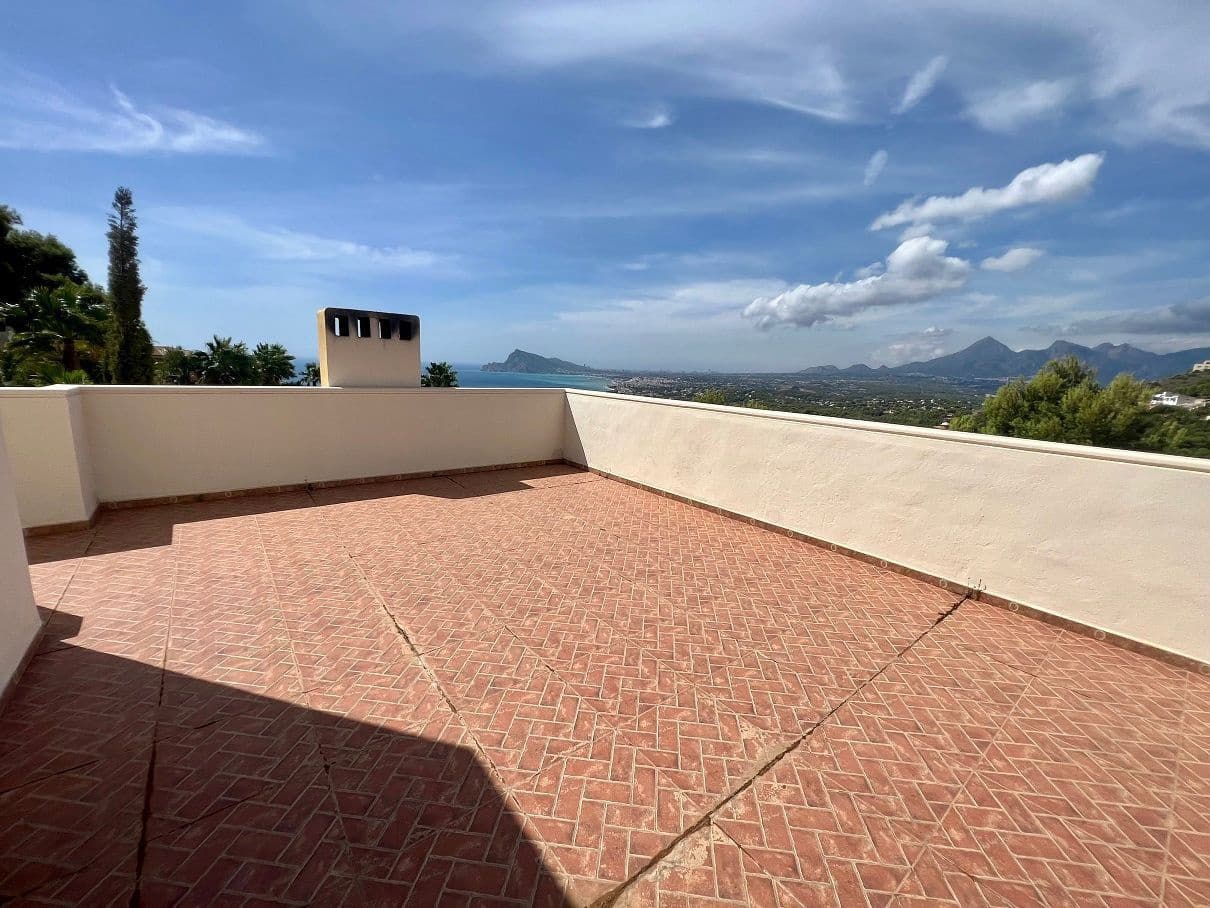 Chalet de 3 habitaciones en Altea en venta con piscina garaje - 950.000 € (Ref: 8638387)