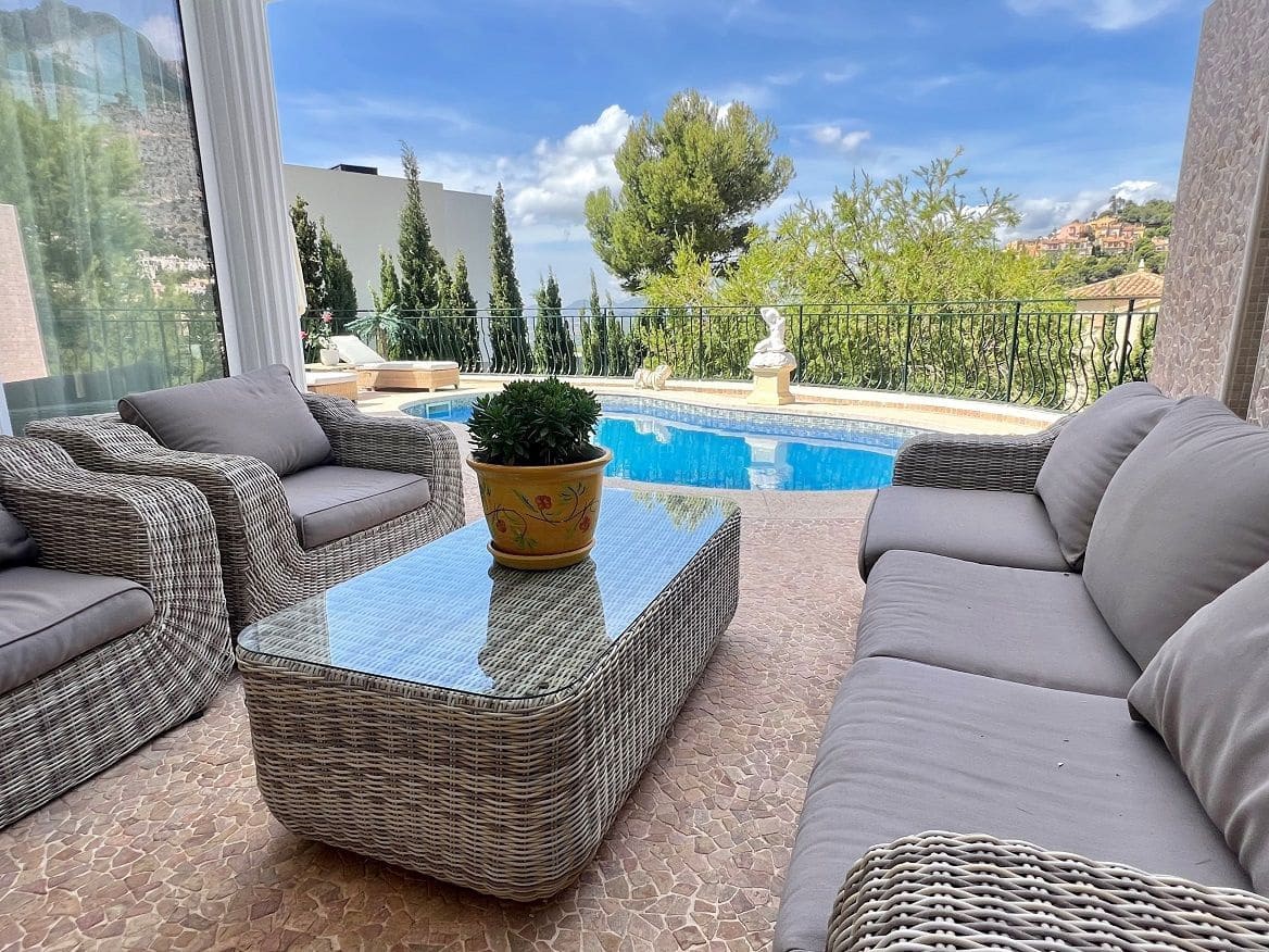 Chalet de 3 habitaciones en Altea en venta con piscina garaje - 950.000 € (Ref: 8638387)