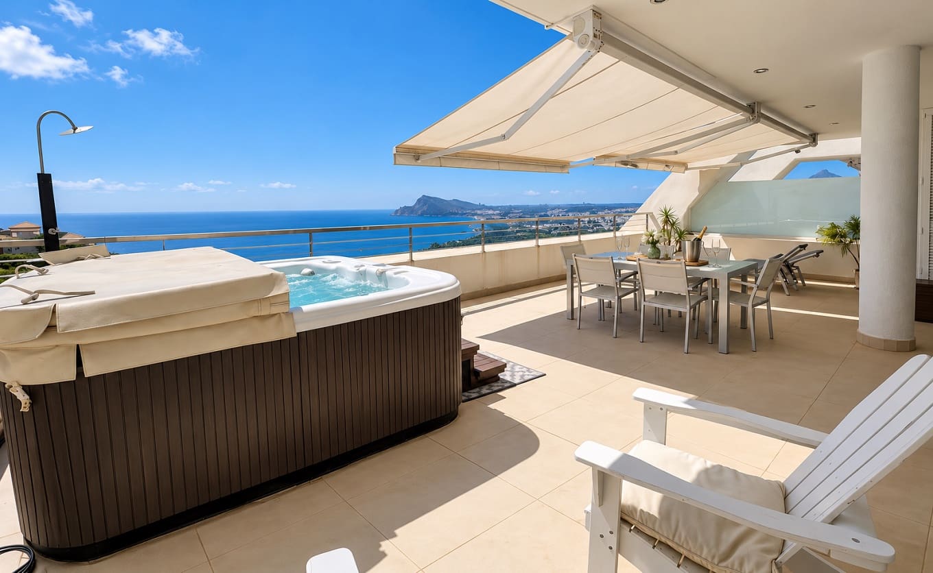 3 bedroom Apartment for sale in Altea with pool garage - € 750,000 (Ref: 8662081)