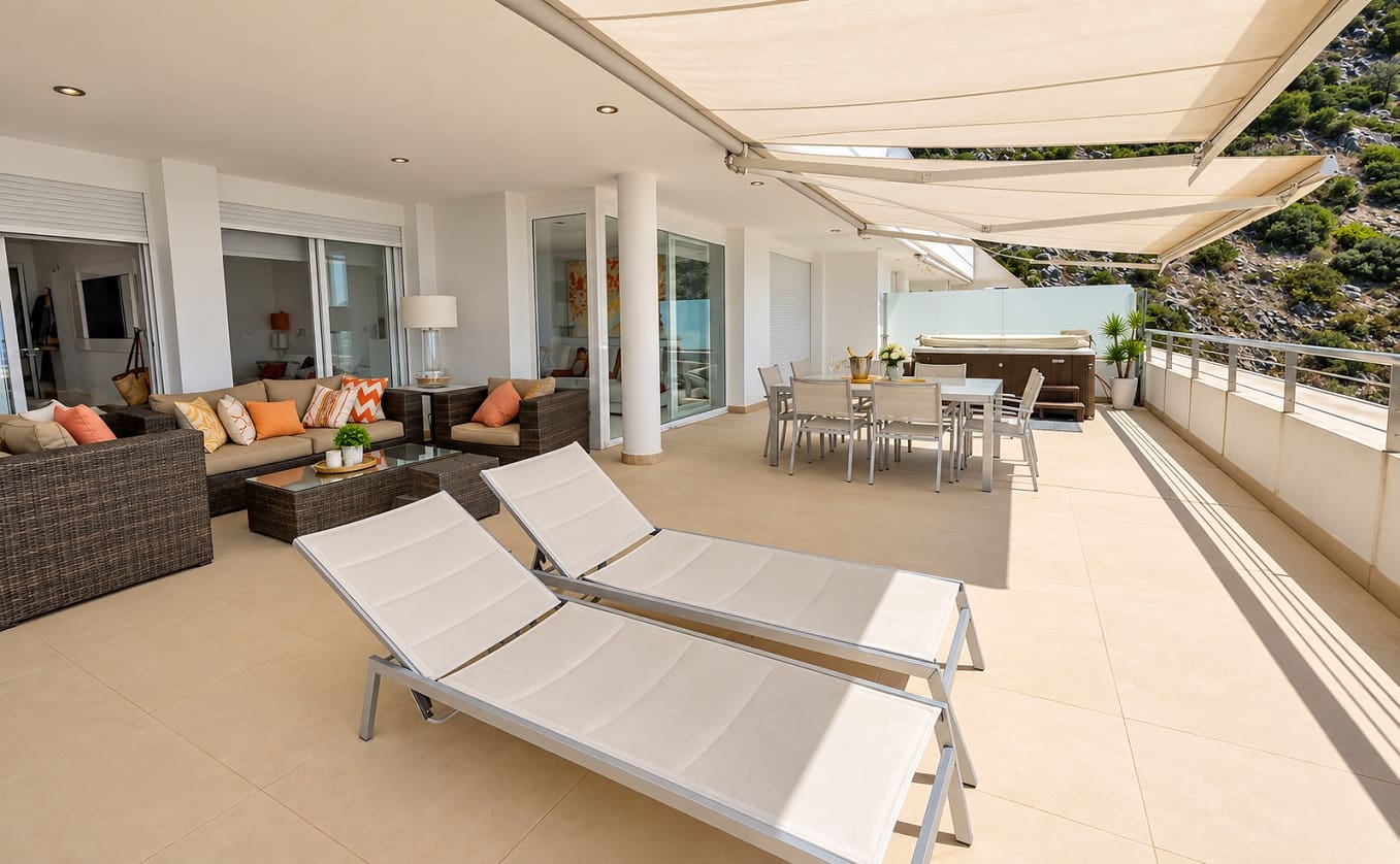 3 bedroom Apartment for sale in Altea with pool garage - € 750,000 (Ref: 8662081)