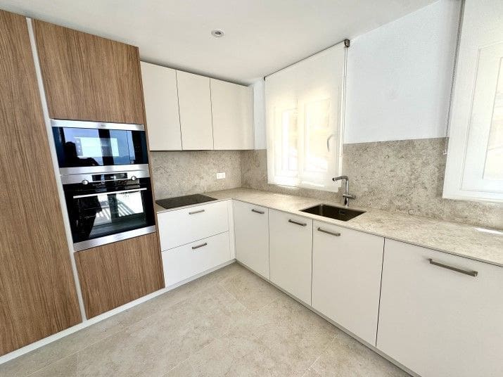 3 sypialnia Willa na sprzedaż w Altea z basenem garażem - 1 500 000 € (Ref: 8682099)