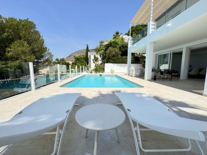3 Zimmer Villa zu verkaufen in Altea mit Pool Garage - 1.650.000 € (Ref: 8682099)