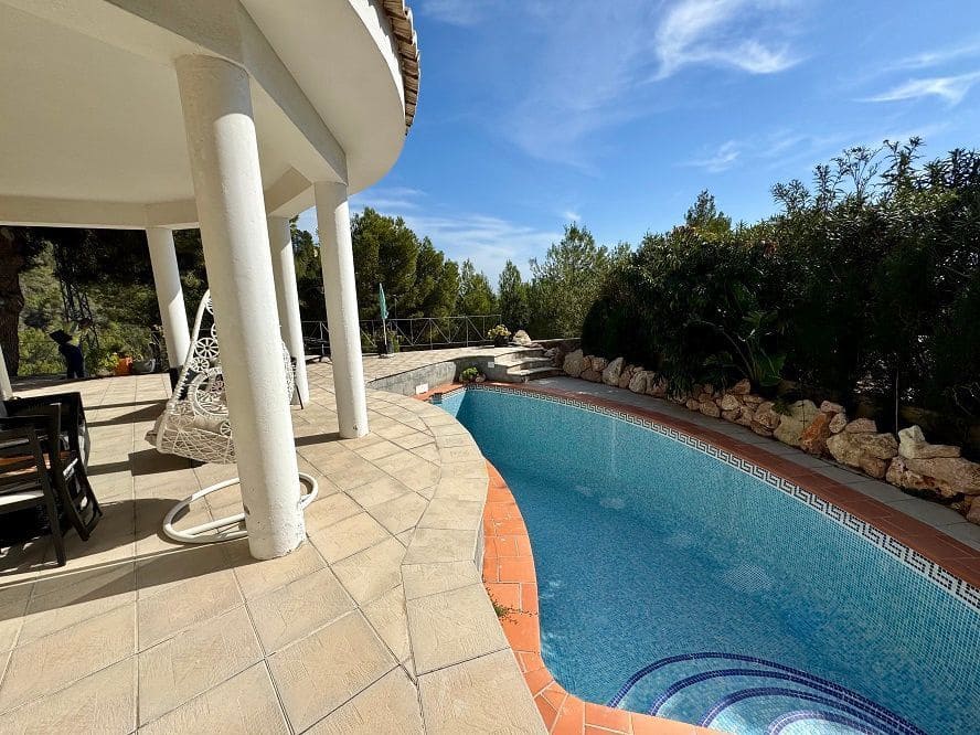 3 makuuhuone Huvila myytävänä paikassa Altea mukana uima-altaan 
autotalli - 520 000 € (Ref: 8821713)